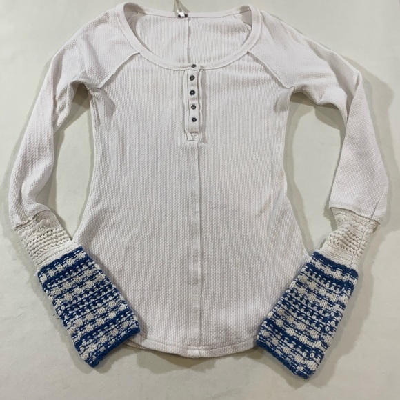 Free People Boho Thermal White Long Sleeve Top with Blue crochet Knit Cuffs - Picture 2 of 9